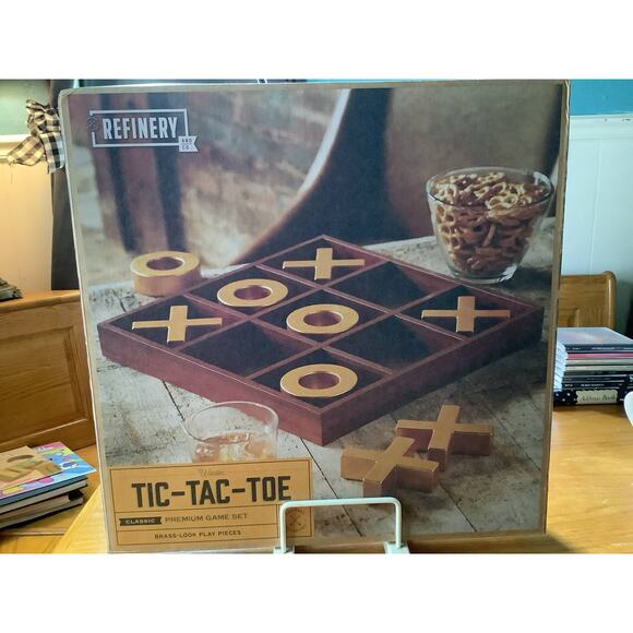 Heritage Collection Tic Tac Toe Play Set Wooden 11Pc  NIB - Picture 1 of 5
